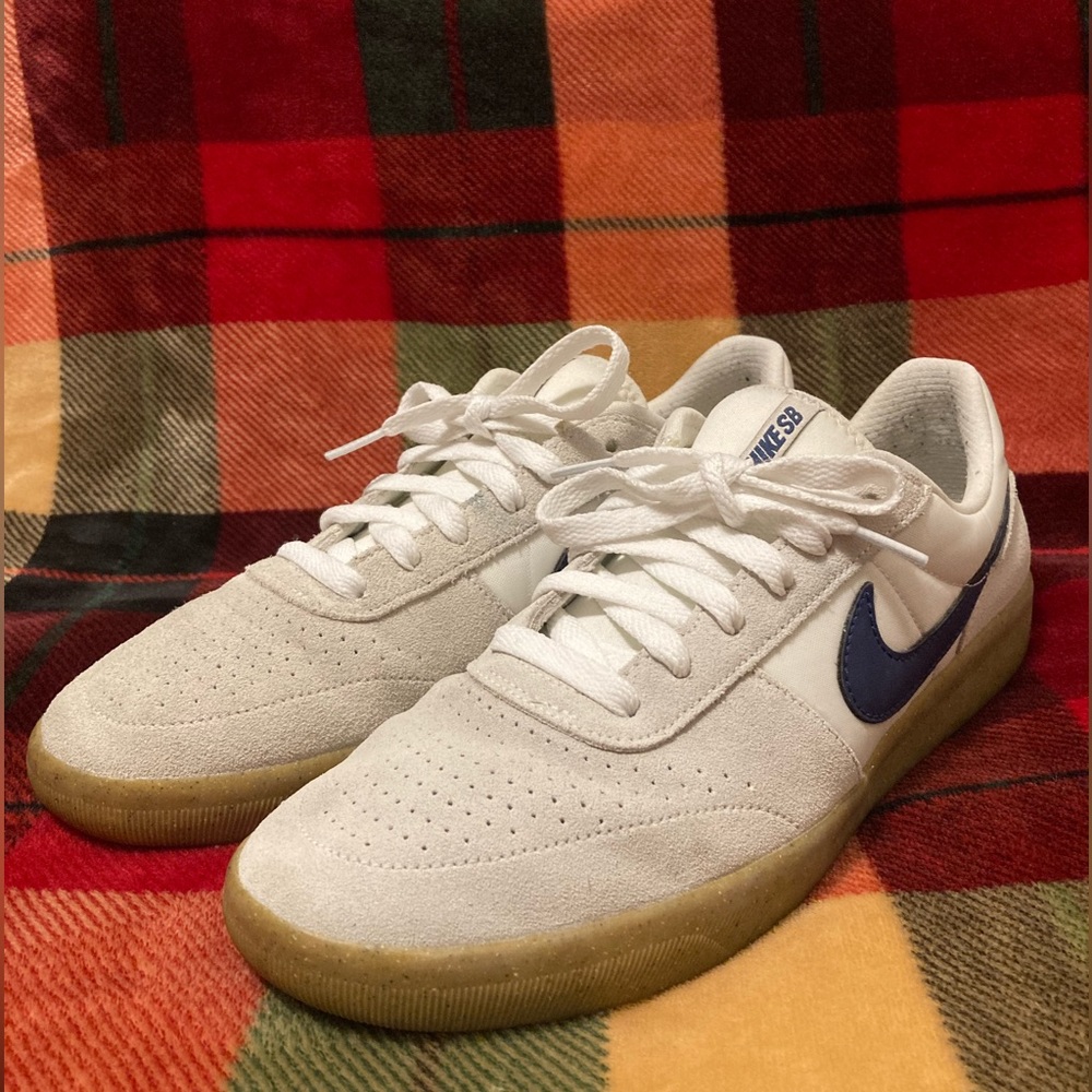 Nike SB Team Classics. Men’s size 10.